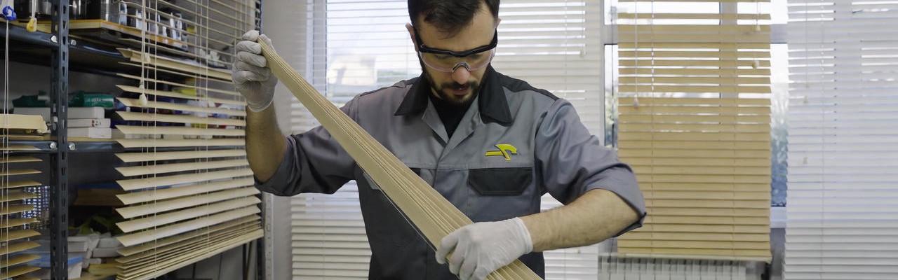 Reparación e instalación de poleas en todo tipo de persianas en Manresa